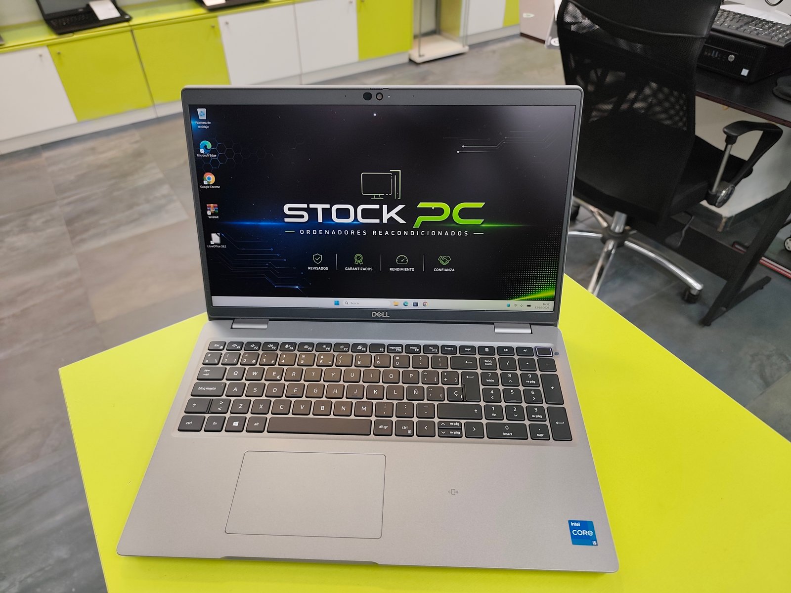 Dell Latitude 5520 táctil i5-1135G7 8GB SSD 256GB 15,6" Full HD