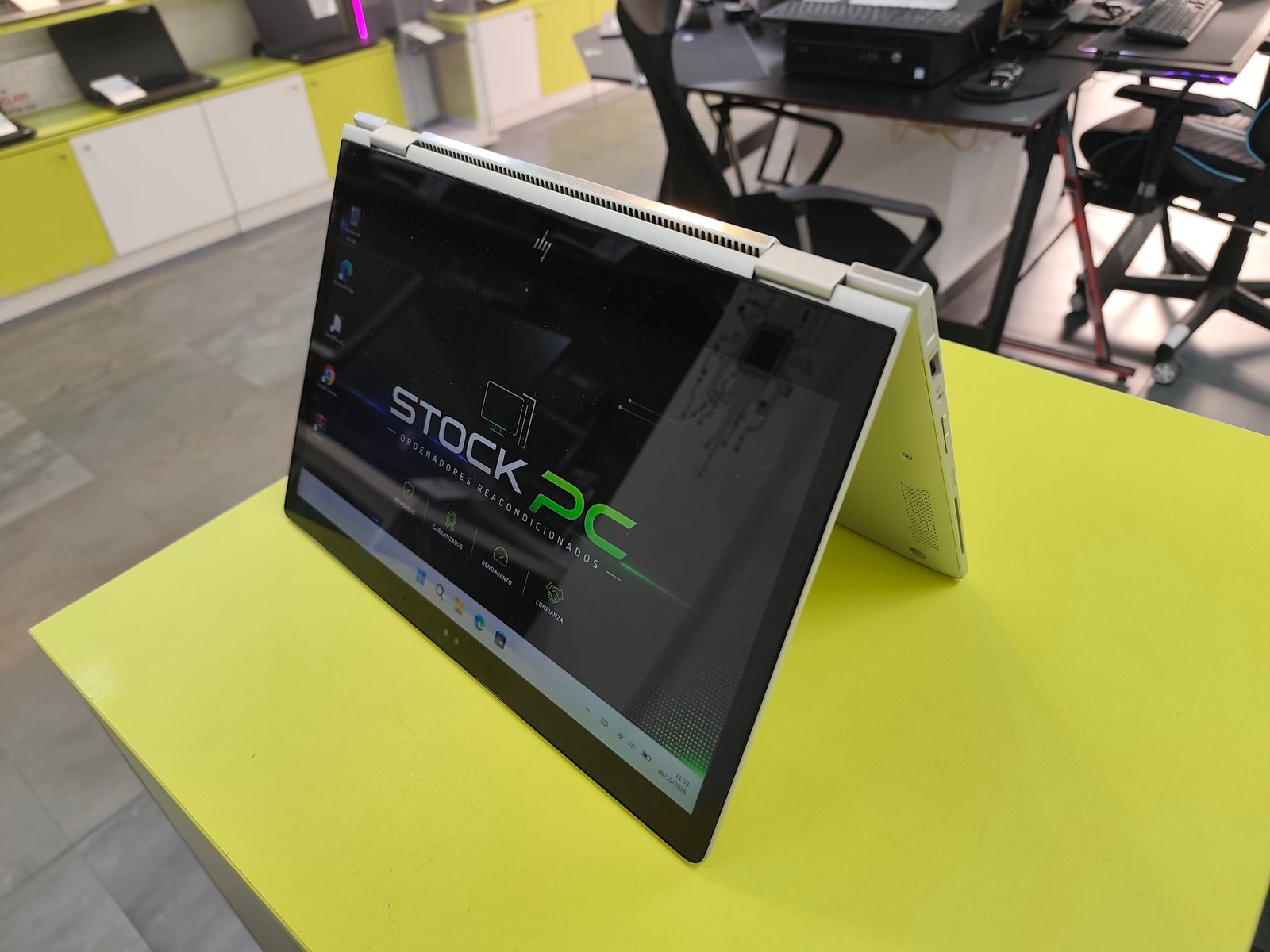 HP EliteBook x360 1030 G2 Táctil Convertible i5 8GB SSD 256GB foto 3
