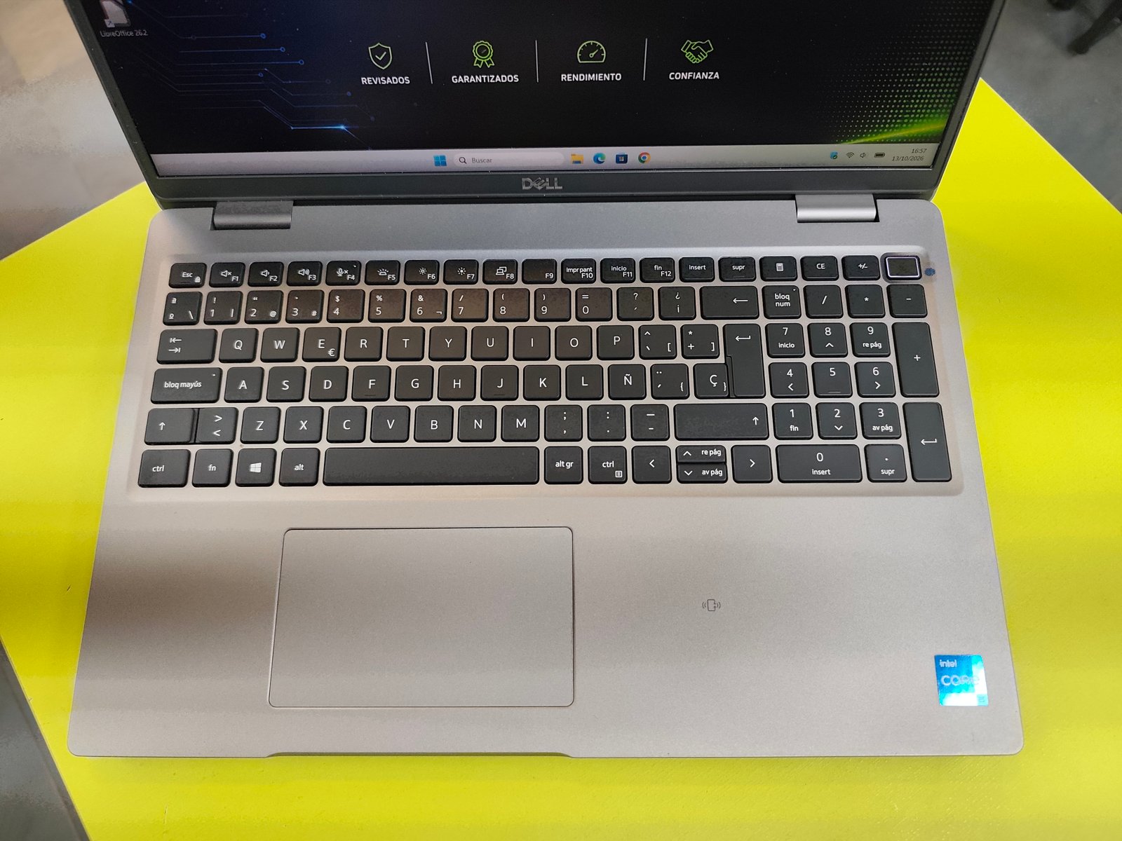 Dell Latitude 5520 táctil i5-1135G7 8GB SSD 256GB 15,6" Full HD foto 4