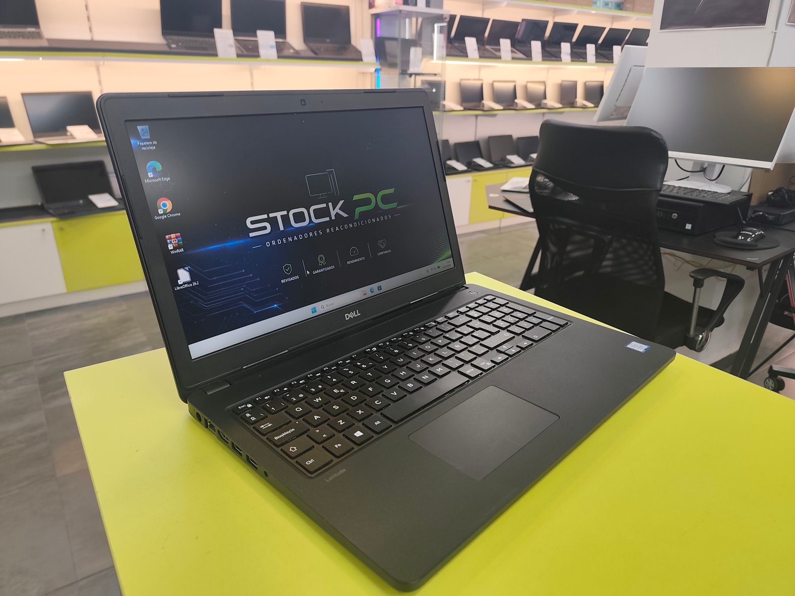 Dell Latitude 3580 i5-7200U 8GB SSD 256GB 15,6" Full HD reacondicionado – Stock PC Xàtiva – foto 2